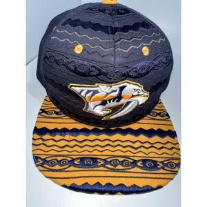 Zephyr NHL Nashville Predators RARE Thick Flat Bill SnapBack Hat- (15)‎